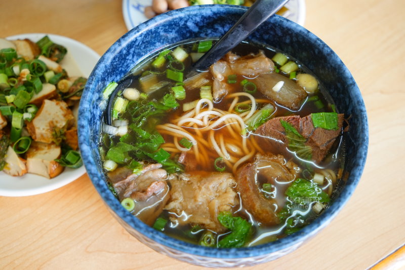 台中東佳牛肉麵